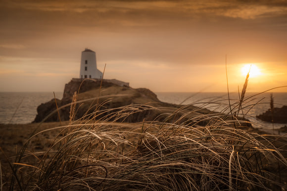 LDS0323 - Sunset at Llanddwyn Island